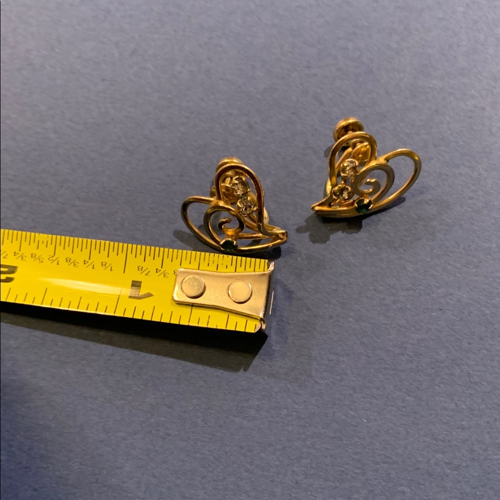 VINTAGE 70’s? 12K GOLD-FILLED w grey and green STONES SCREW-BACK .5” EARRINGS - Picture 7 of 7